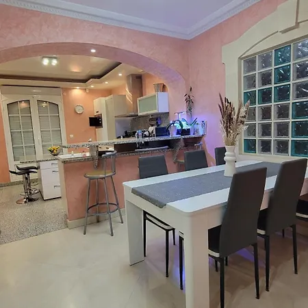 Maison Spacieuse A Vila Chelles (Seine-et-Marne)