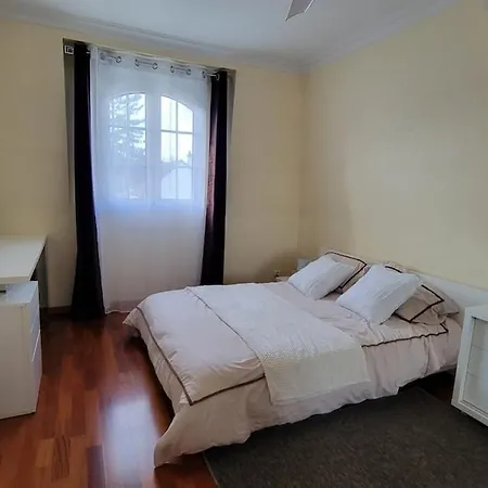 Maison Spacieuse A Chelles (Seine-et-Marne)