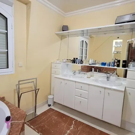 Maison Spacieuse A Vila *